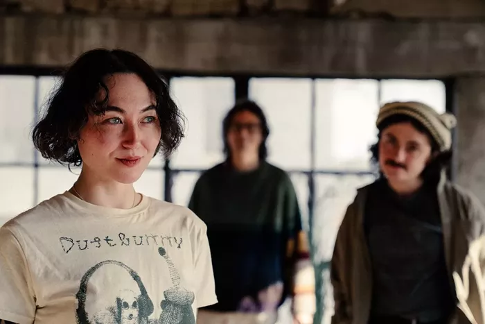 Album Review: Nonbinary Girlfriend Evolves on Sophomore Album IM NOT PRETTY&nbsp;